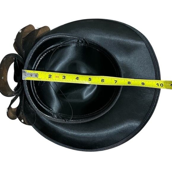 Vintage 80's Black Satin Green Lace Hatinator Fascinator Cocktail Hat Horse Race - Picture 12 of 13